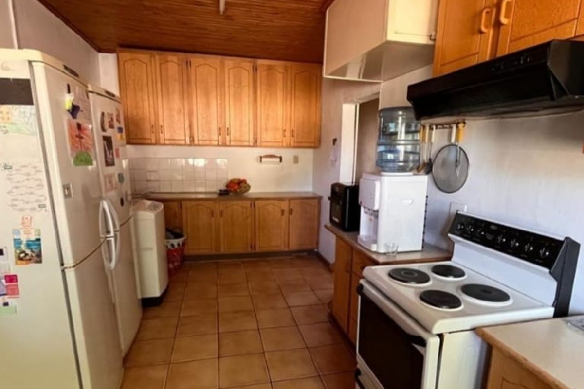 4 Bedroom House for Sale in Sasolburg Ext 12 - Photo 4