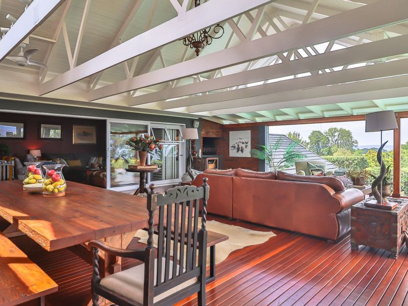 Gorgeous and Gracious - Photo 10