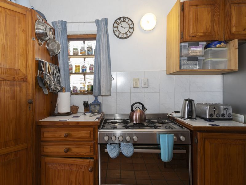 Triple-Storey Facebrick Holiday Home with Panoramic Views in Mgwalana - Photo 9