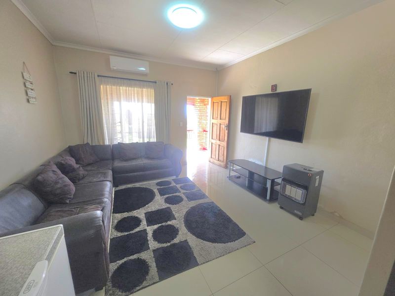 Modern Living Meets High Returns: A Gem in Erand Gardens - Photo 8