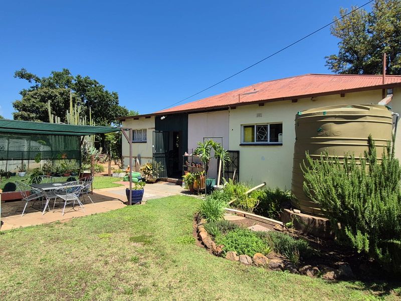 Sole Mandate – Old-World Charm Meets Character and Warmth - Photo 7