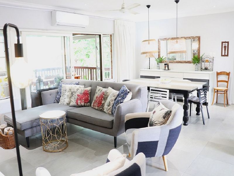 Immaculate Townhouse in Sought-after Eco-Estate - Photo 9