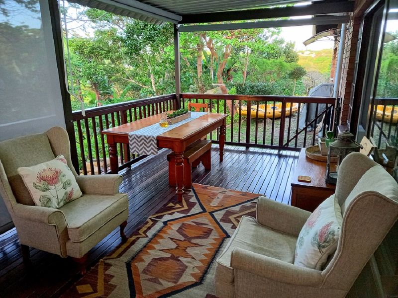 Immaculate Townhouse in Sought-after Eco-Estate - Photo 7