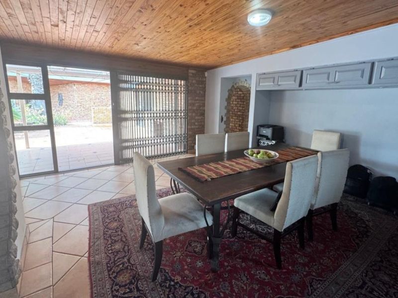 Bargain - 5 bedroom family home for sale in Monument Park Boomed off area! - Photo 10