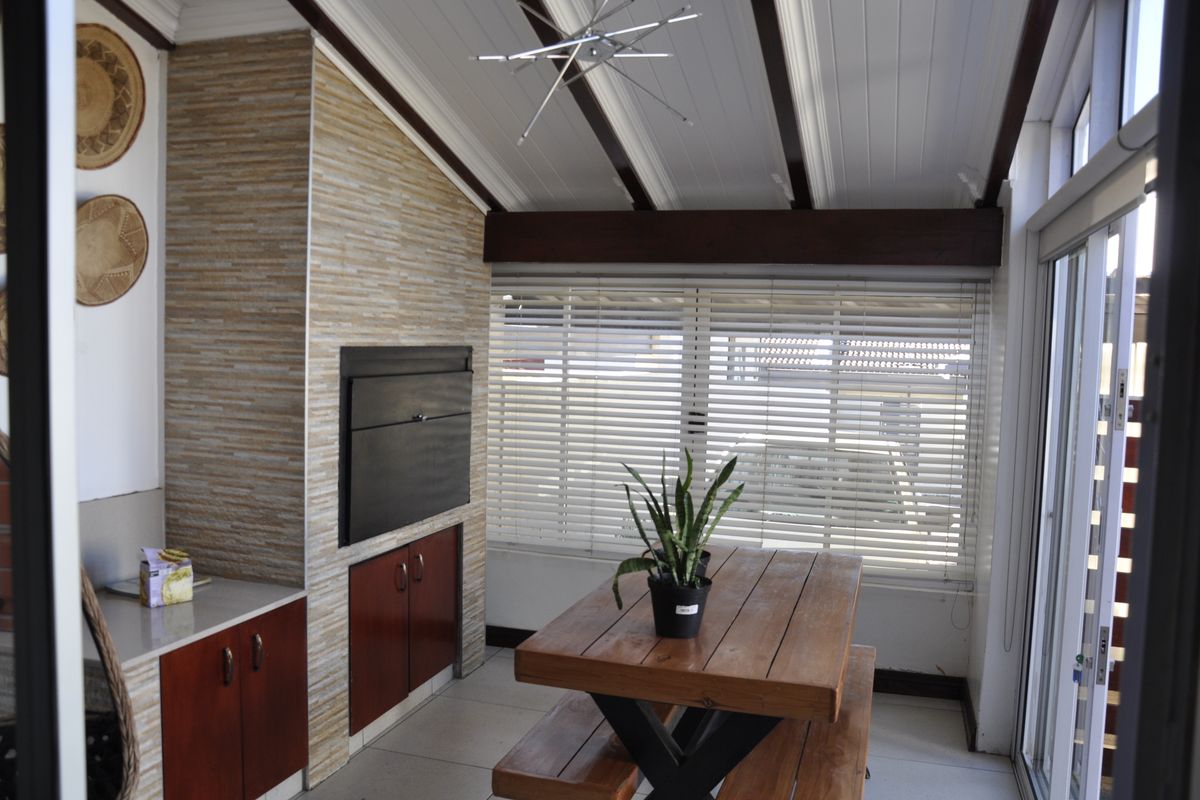 Charming Townhouse with Great Potential in Secure Estate - Photo 3