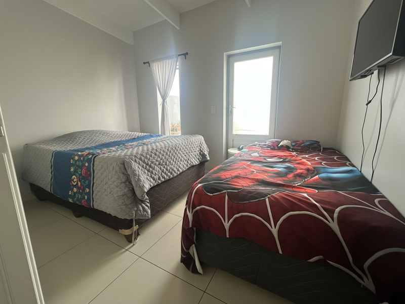 Spacious 3-Bedroom Home in De Oude Arena Estate – Bredasdorp - Photo 7