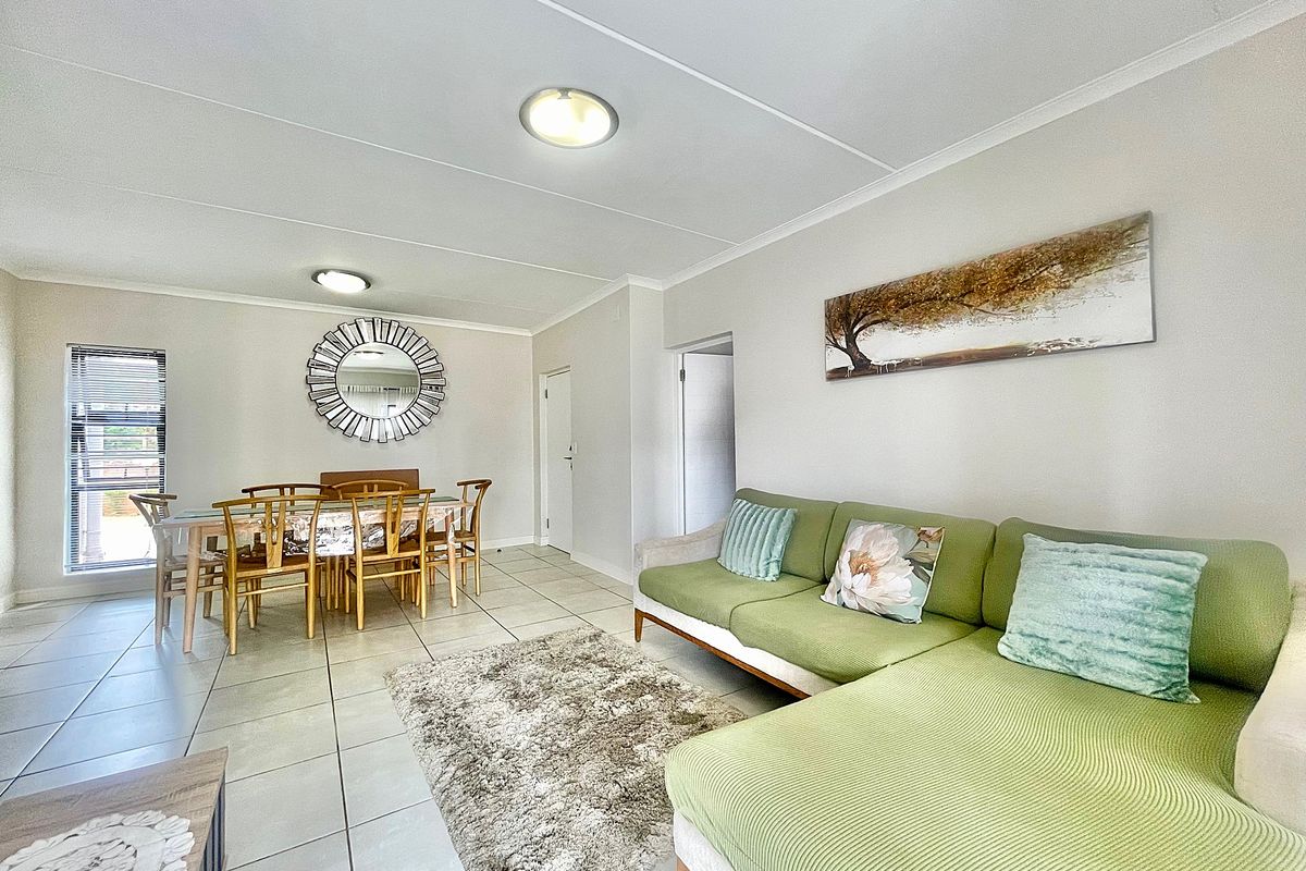 Your Lifestyle Estate Apartment Awaits! - Photo 2
