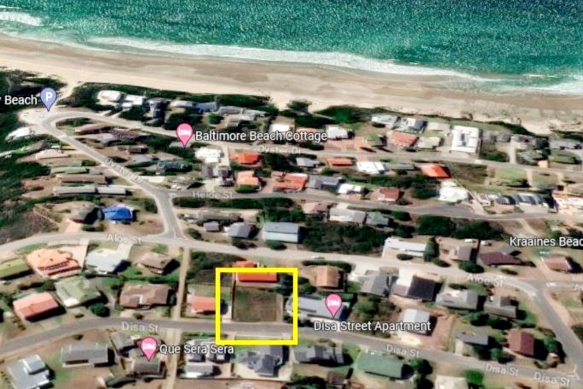 Prime 597m2 Level Stand With Sea Views!  Walk to the Beach! - Photo 3