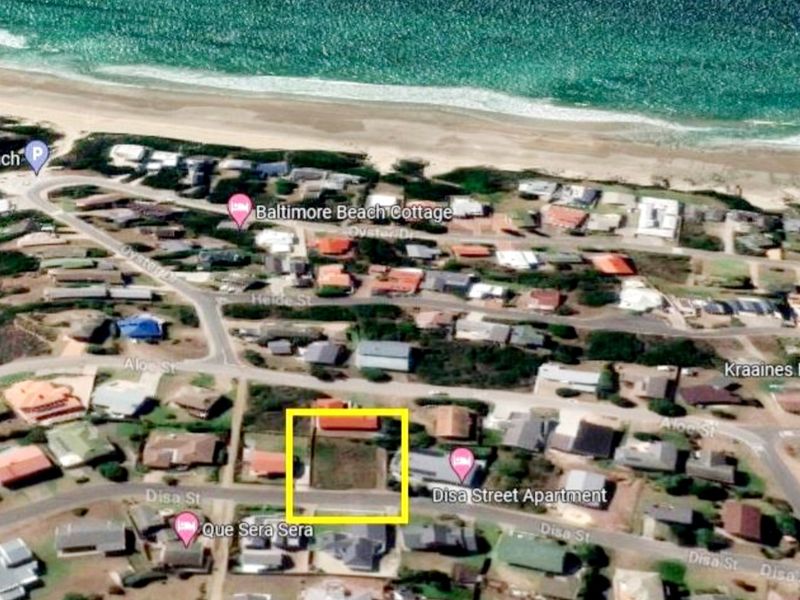 Prime 597m2 Level Stand With Sea Views!  Walk to the Beach! - Photo 3