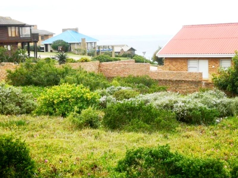 Prime 597m2 Level Stand With Sea Views!  Walk to the Beach! - Photo 10