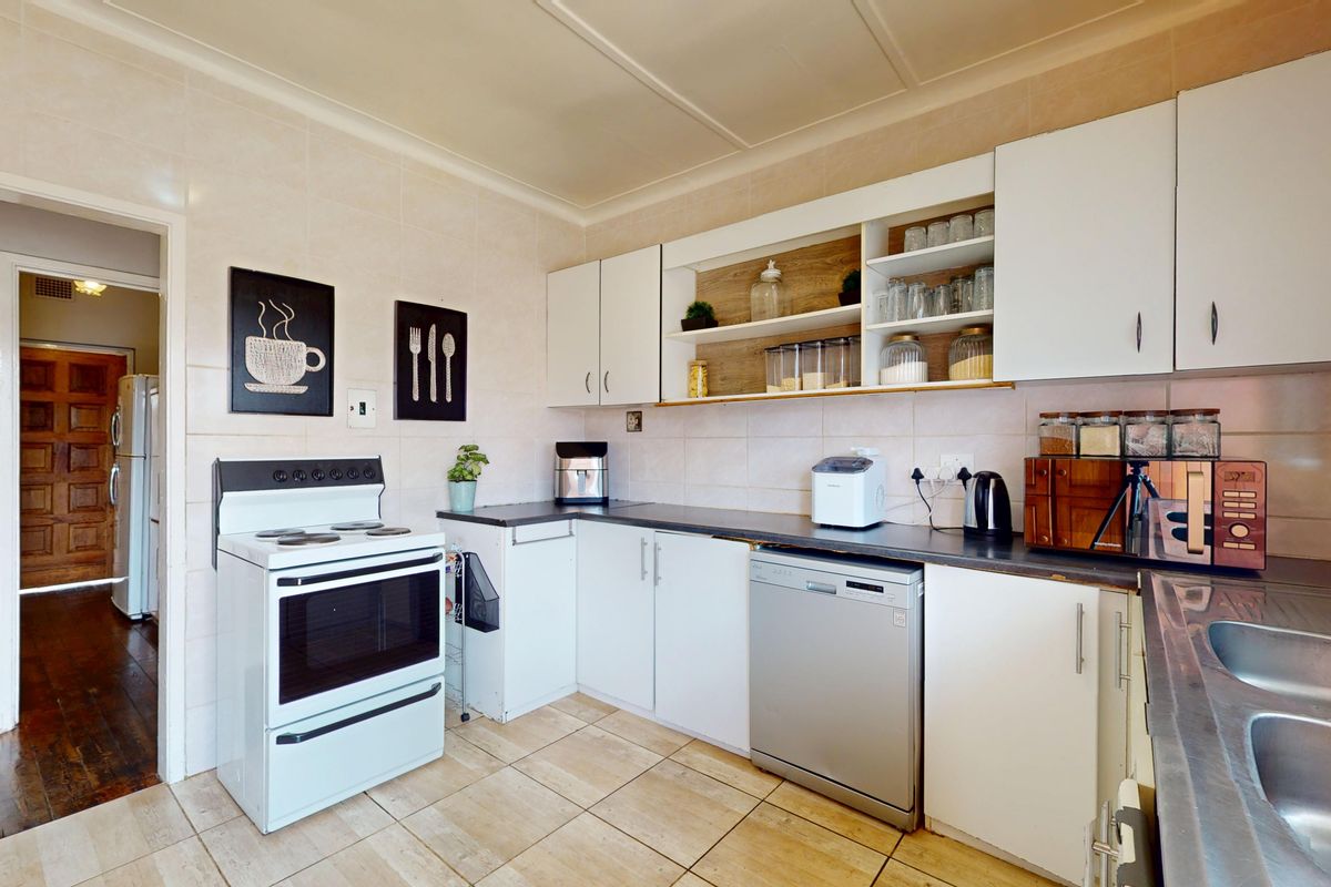 Starting to bid from R999,000! Non-Distressed Live Luxury Auction! - Photo 4