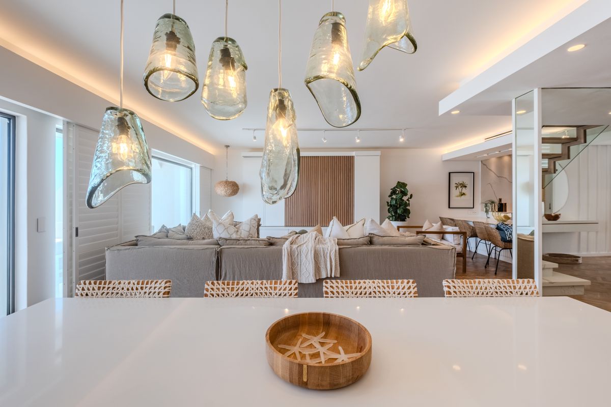 Oceanside Luxury - Photo 5