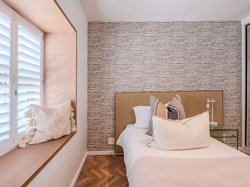 Oceanside Luxury - Photo 10