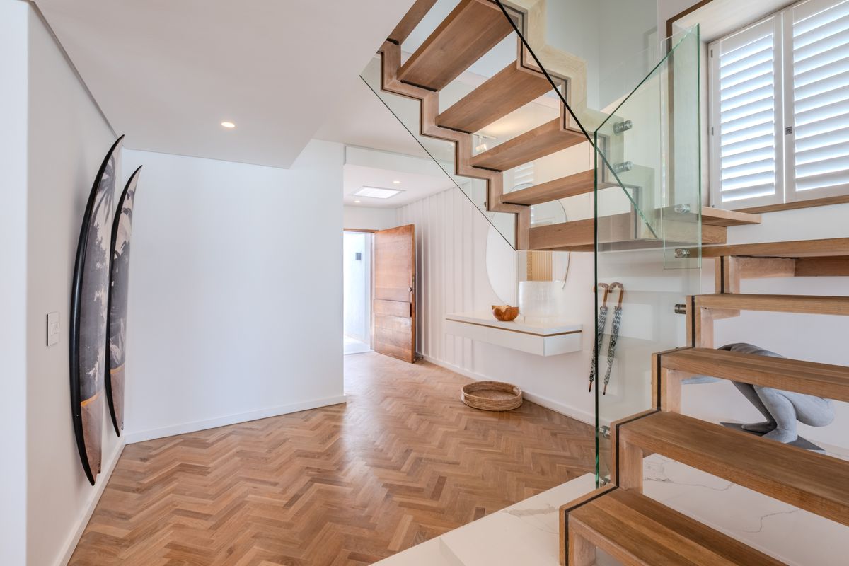 Oceanside Luxury - Photo 3