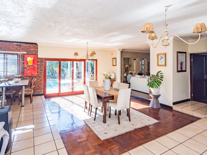 Rare Villa Style Home in the Heart of Ruimsig Country Estate - Photo 7