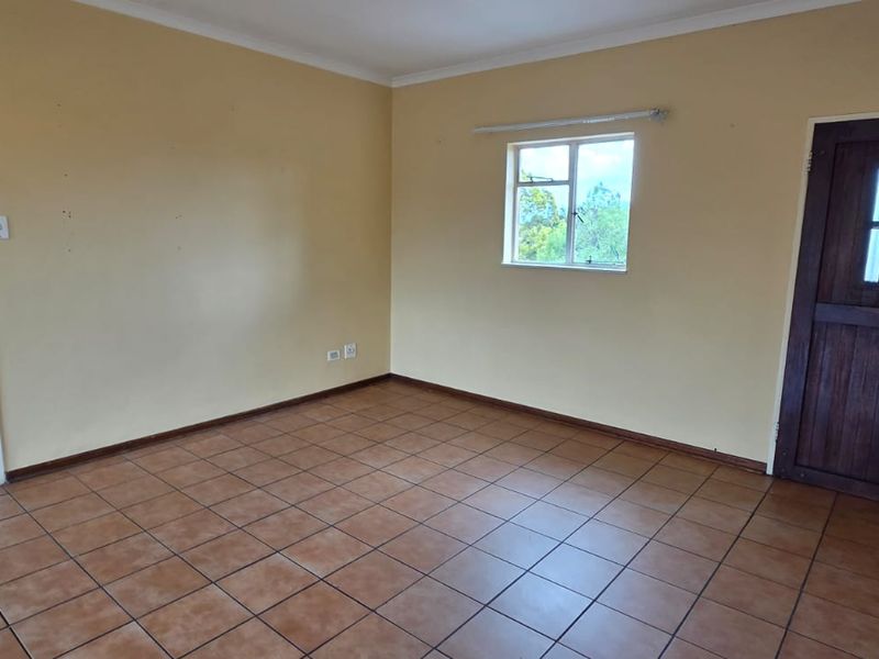 Apartment For Sale In Potchefstroom - Photo 4