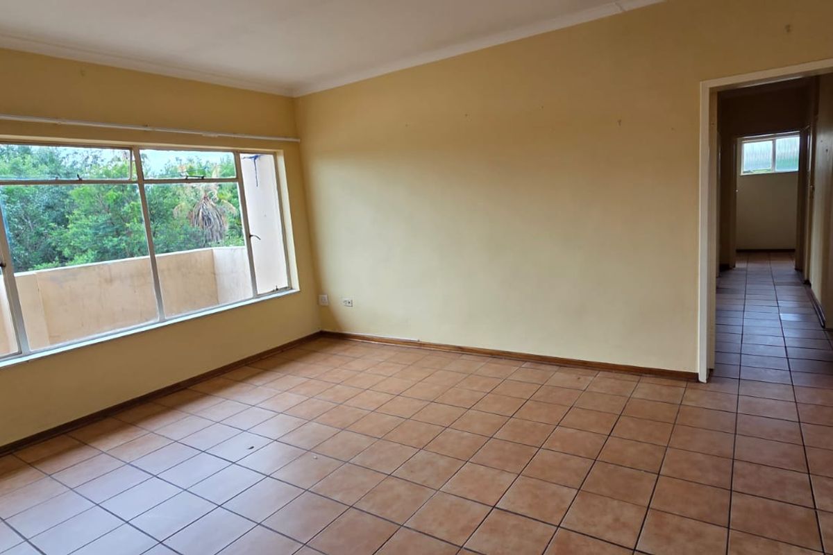 Apartment For Sale In Potchefstroom - Photo 5
