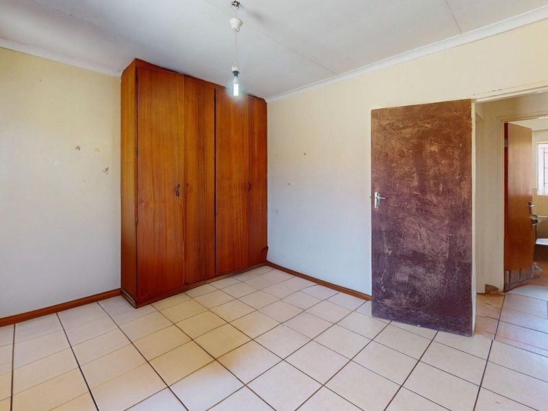 Incredible investment property - Photo 7