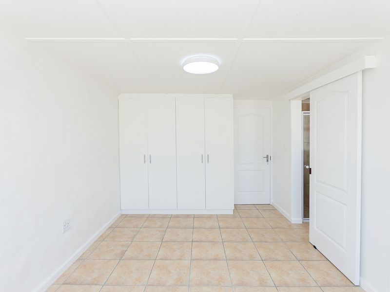 A Comfortable, Easy-Living Home for the Next Chapter - Photo 10