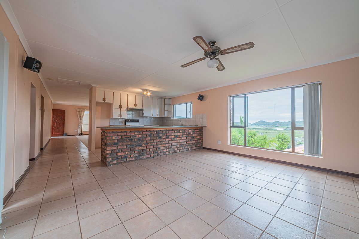 Spacious family home with large one bedroom flat. - Photo 4