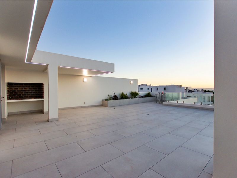 Modern Masterpiece with Ocean views - Photo 10