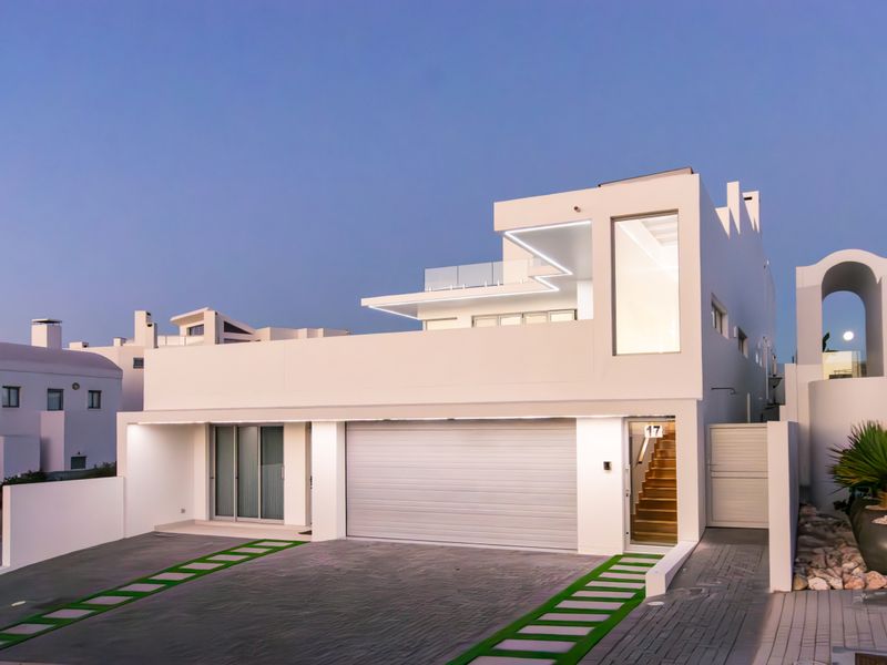 Modern Masterpiece with Ocean views - Photo 7