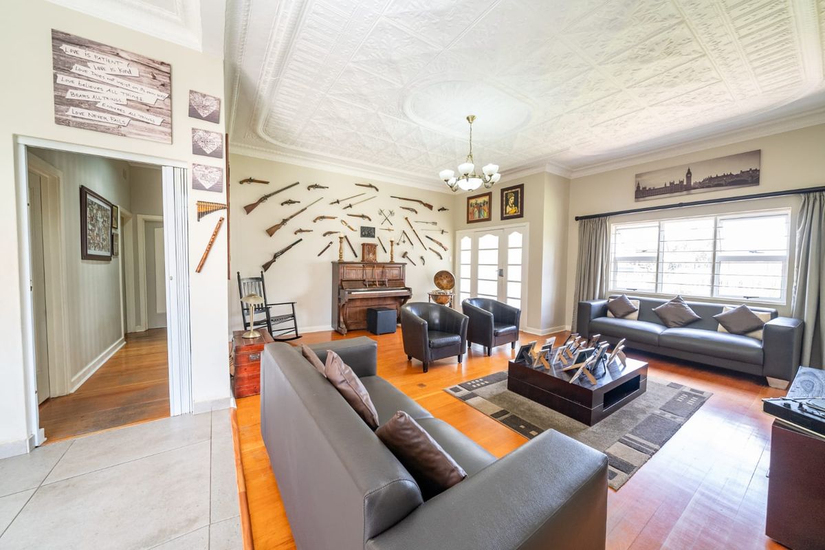 DUAL PROPERTY INVESTMENT , PRIME COMMERCIAL AND RESIDENTIAL - Photo 5
