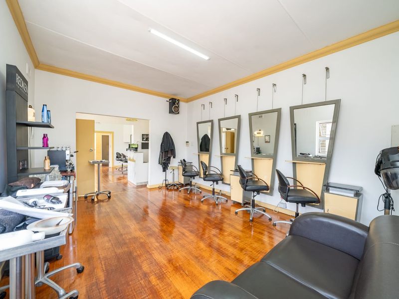 DUAL PROPERTY INVESTMENT , PRIME COMMERCIAL AND RESIDENTIAL - Photo 7