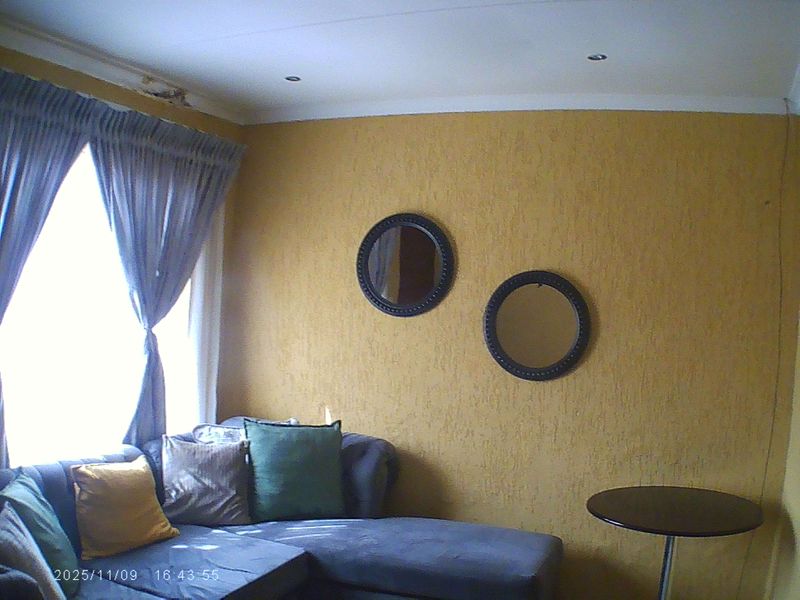 Warm and inviting Home - Photo 7