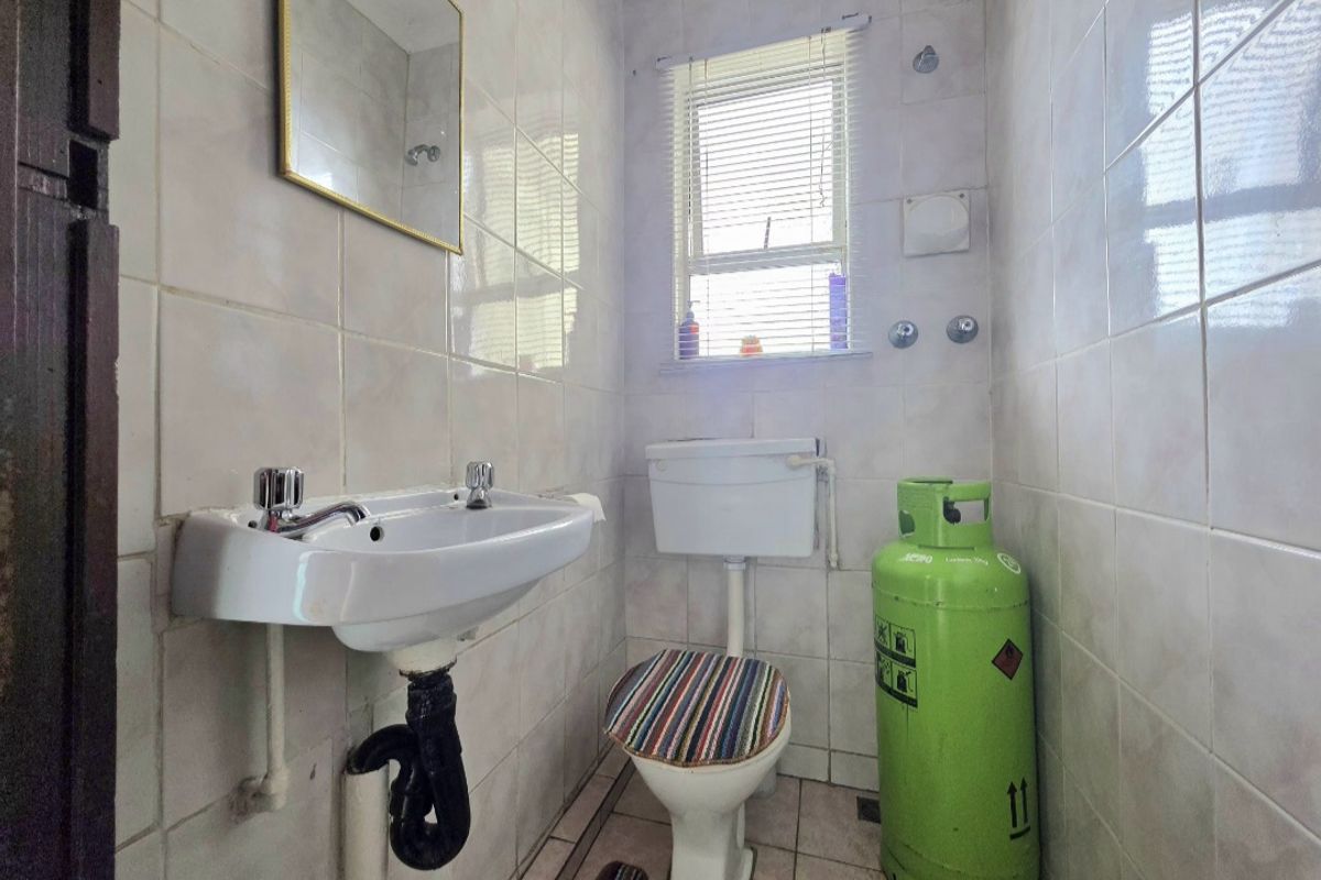 Freehold For Sale In Isipingo - Photo 4