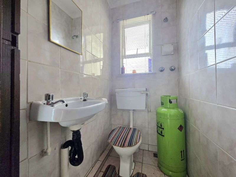 Freehold For Sale In Isipingo - Photo 4