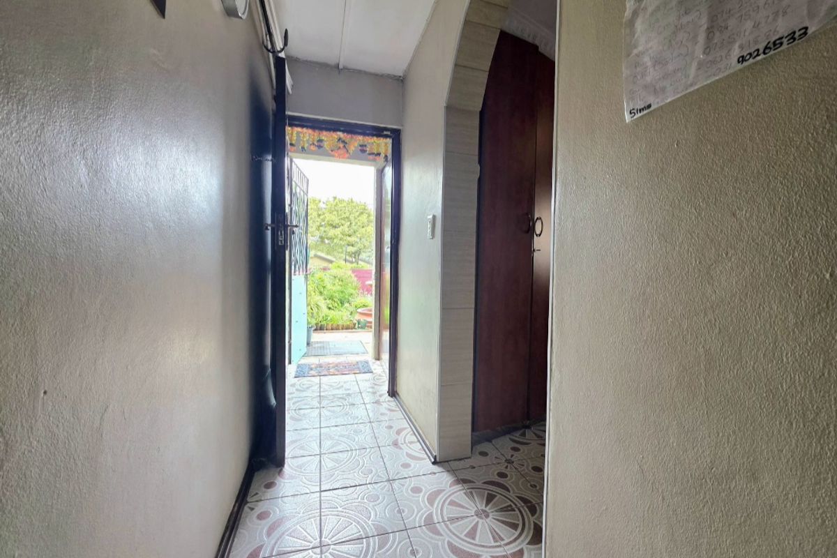 Freehold For Sale In Isipingo - Photo 5