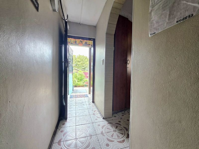 Freehold For Sale In Isipingo - Photo 5