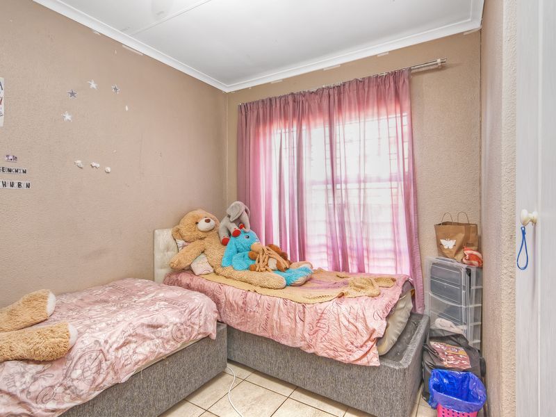3 Bedroom Garden Townhouse for Sale in Monte Cristo, Kyalami Hills - Photo 10