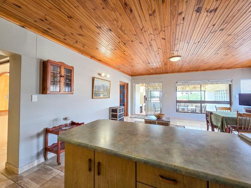 Fresh Coastal Living in the Heart of Stilbaai-Wes - Photo 6