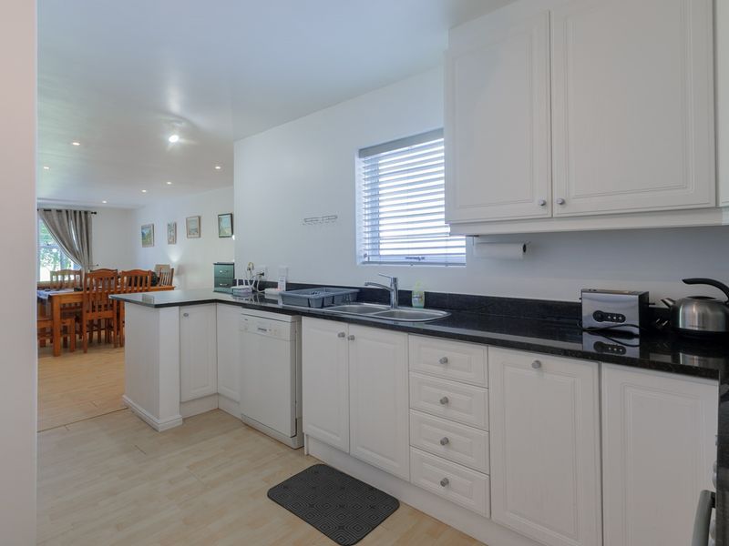 Effortless Coastal Living at Its Finest! - Photo 7