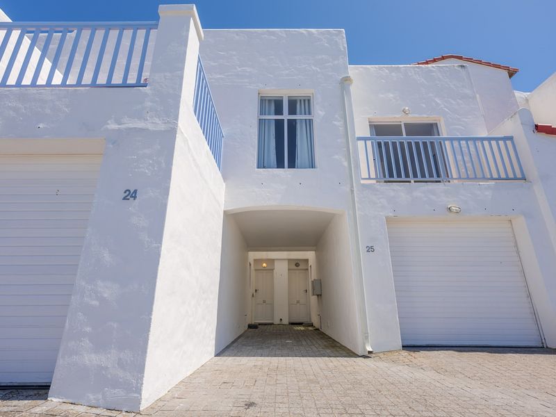 Effortless Coastal Living at Its Finest! - Photo 4