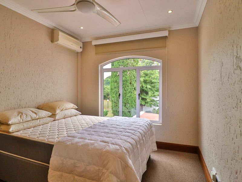 Stunning 4-Bedroom Unit in Vaal Marina’s Sunset Cove – Unbeatable Views! - Photo 9