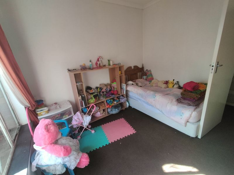 Unveil the Beauty of Florauna's Hidden Gem! - Photo 6