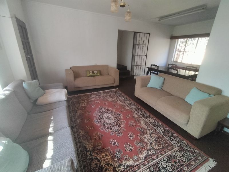 Unveil the Beauty of Florauna's Hidden Gem! - Photo 4