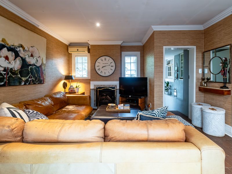 Luxury One of a Kind Property in Lynnwood Glen - Photo 8