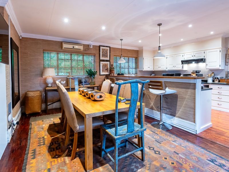 Luxury One of a Kind Property in Lynnwood Glen - Photo 7