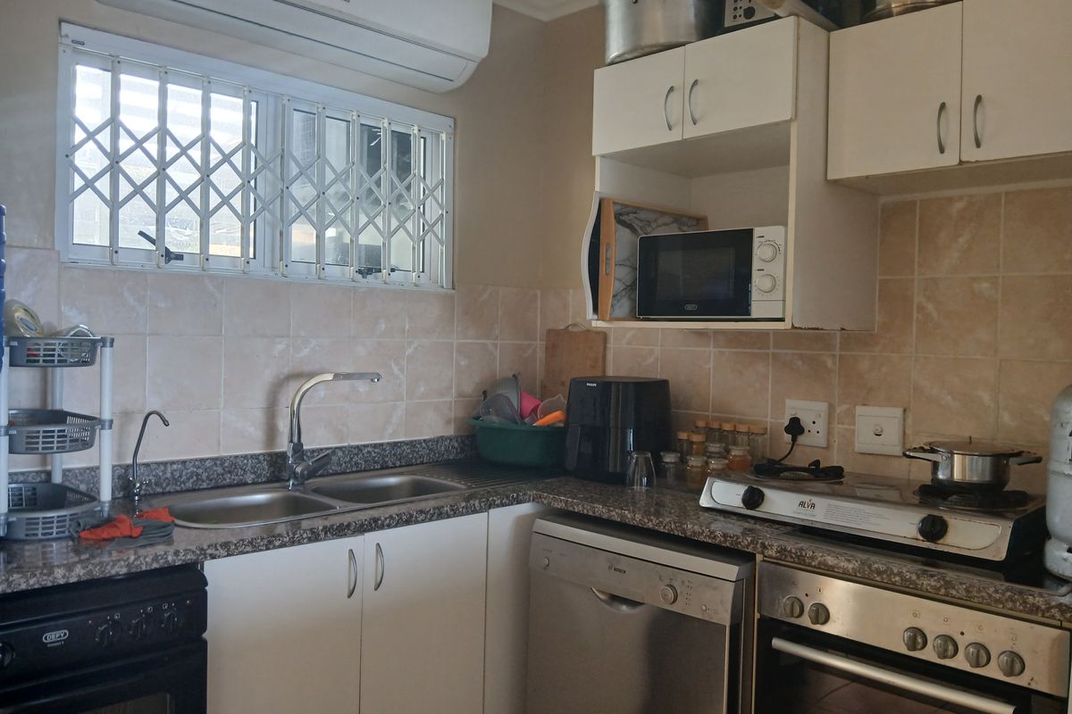 Ocean View Holiday Apartment - Photo 5