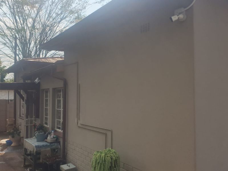 Affordable Elegance in a Well‐Kept Family Home - Photo 5