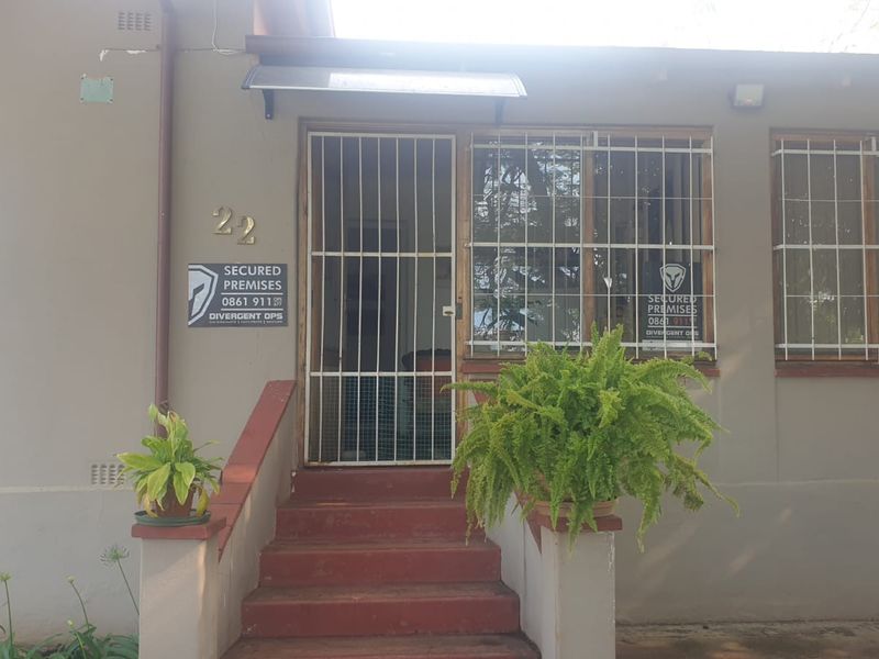 Affordable Elegance in a Well‐Kept Family Home - Photo 6