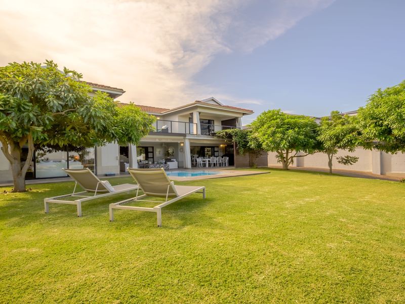 Furnished Coastal Luxury Retreat with ocean view - Photo 5
