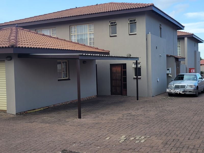 It is well-loved! - Photo 3