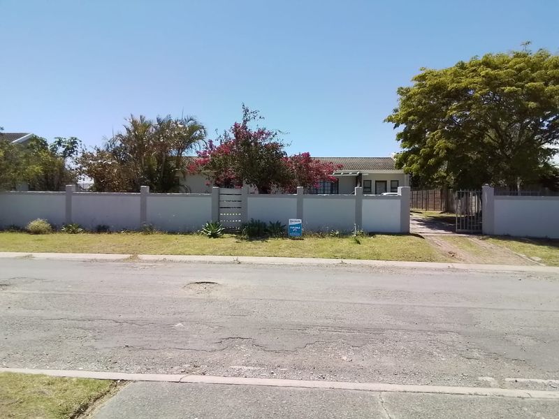 Freehold For Sale In East London - Photo 2