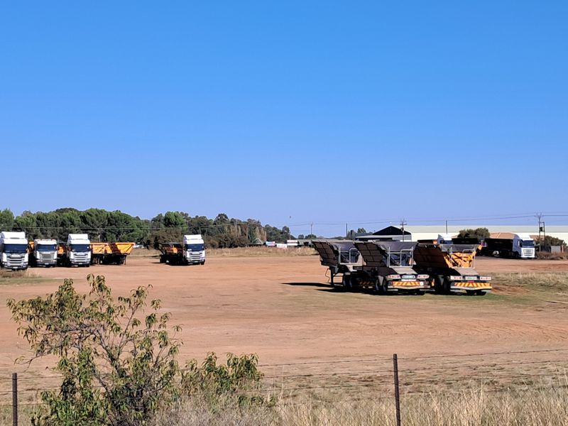 6.68-Hectare smallholding - approved for Commercial/Light Industrial zoning. - Photo 3