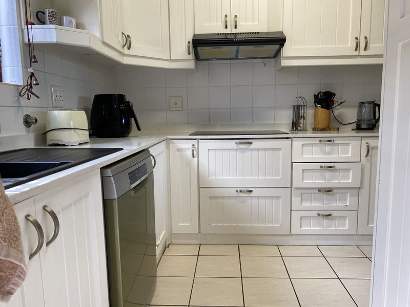 Frontline Ground Floor with Large Patio & Garden Area - Photo 10